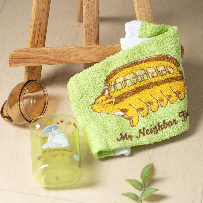 Antibacterial Hot Towel Set with Case – My Neighbor Totoro Cat Bus