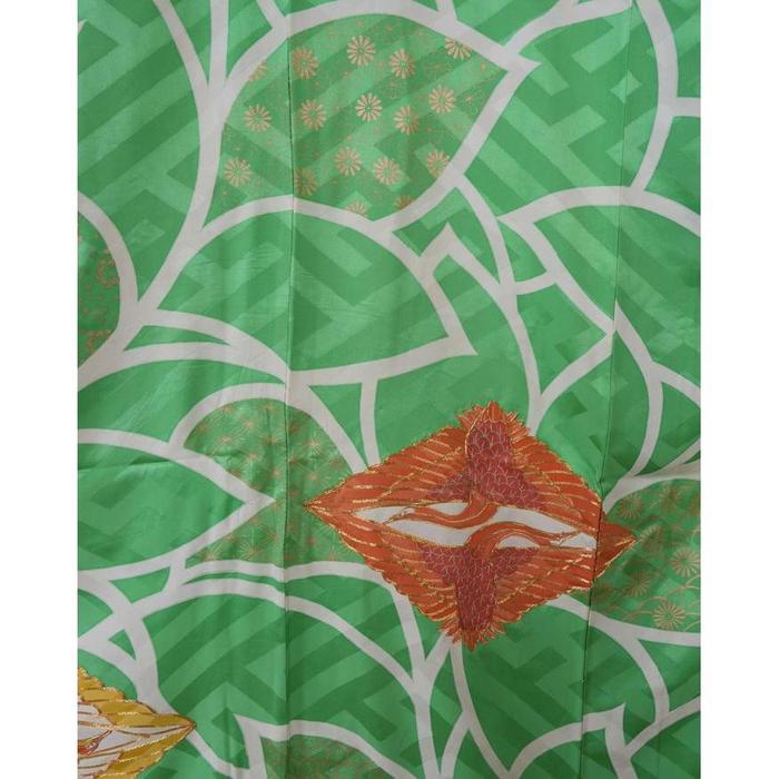 Vintage Green Kimono with Crane and Leaf Motif, For Height 156-166cm (maximum height for those who don't require an ohashori)