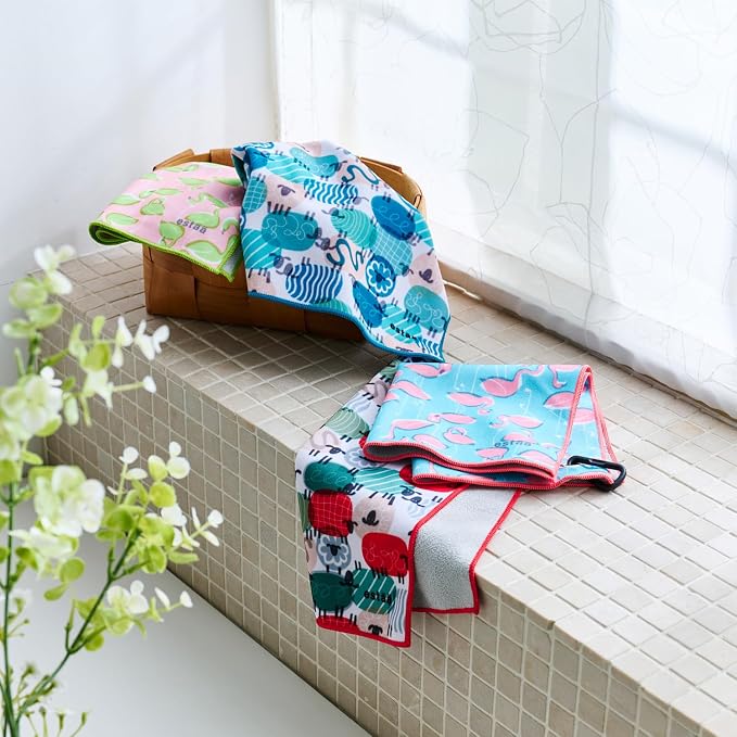 estaa Sticky Towel – Multi-Purpose Absorbent Wrap with Carabiner, 15 Colors