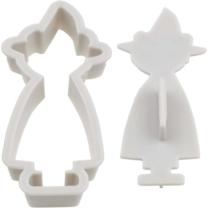 JAPAN MOOMIN COLLECTION-Skater Moomin Cookie and Bread Cutter Set – 4-Piece Stamp