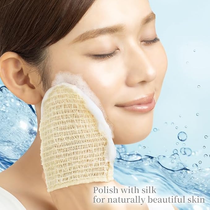 Gant de visage Rich Silk Reward – 100 % soie Kibiso, éponge nettoyante et exfoliante pour le visage, fabriqué au Japon