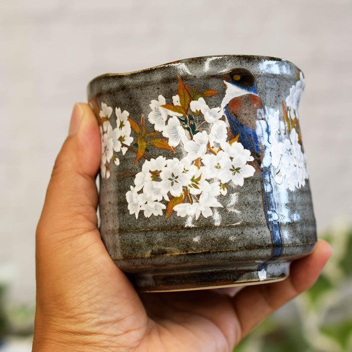 Waza no Kura Kutani-yaki Yunomi Teacup – Mountain Cherry Blossoms and Bird Design