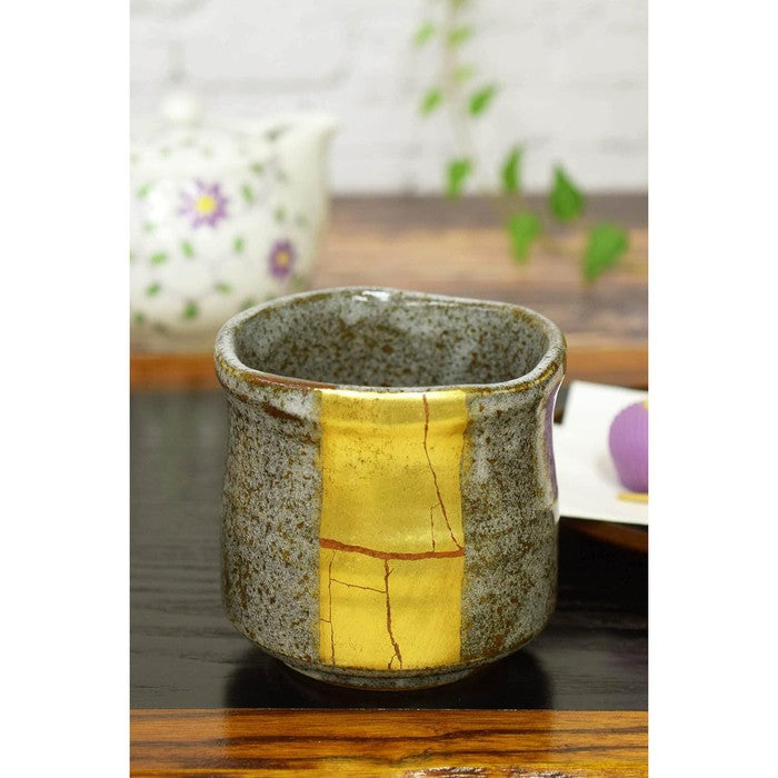 Waza no Kura Kutani-yaki High-End Yunomi Teacup – Gold Leaf Line Design