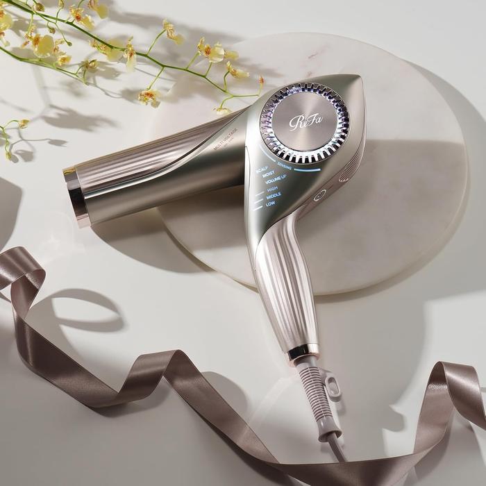 ReFa BEAUTECH DRYER BX W Multi-Voltage Hair Dryer 100–240 V – Champagne Greige
