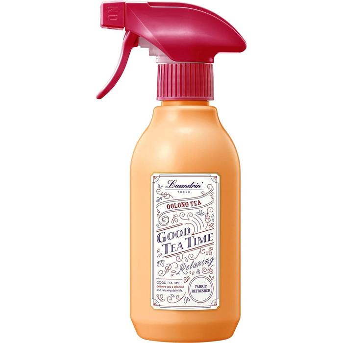 Laundrin Oolong Tea Fabric Mist – Oolong Tea, Mandarin, Jasmine & Cedarwood Deodorizing Fabric Spray 300 ml
