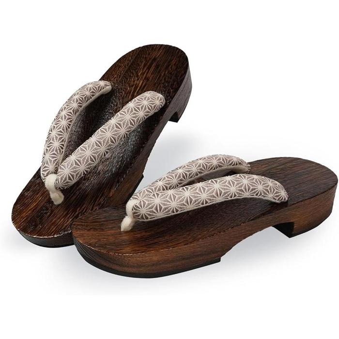 Amemari Women's Geta Clogs – Hemp Leaf Pattern Yukata Sandals with Soft Thong and Anti-Slip Rubber Sole
