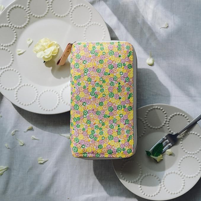 Hobonichi Weekly Planner B6 Cover – Mina Perhonen / Skyful (Yellow)