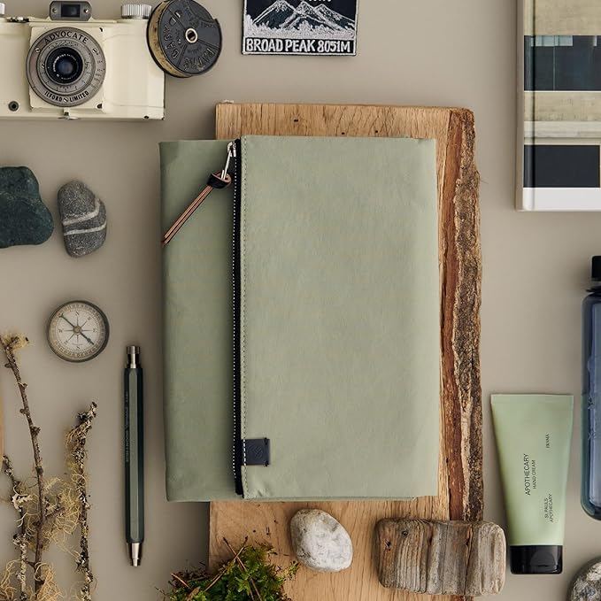 Hobonichi Techo 2026 Cousin (A5) Notebook Cover – Tragen Series (Red / Green / Black)