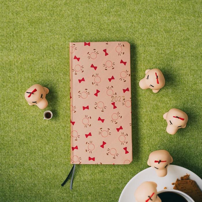 Hobonichi Techo 2027 Weeks English Edition – Weekly Planner, 11 Cover Designs