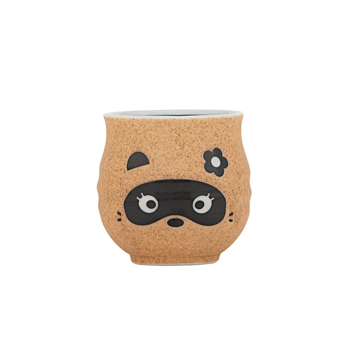 Yunomi mug with a Tanuki motif, Female version, Mino ceramics