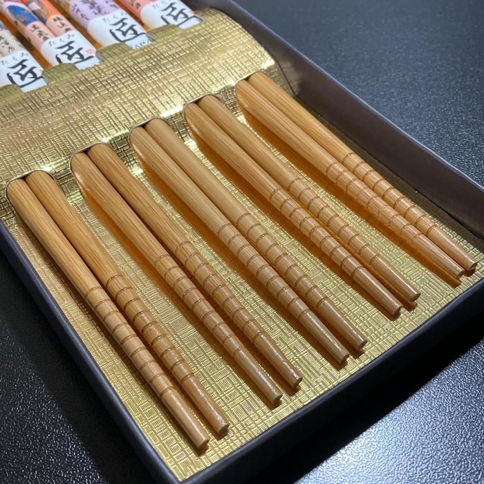 UKIYOE Japanese Bamboo Chopsticks – Ukiyo-e Design Set of 5 Pairs