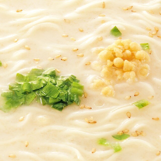 INSTANT TONKOTSU RAMEN SUPER CUP MAX ACECOOK 111G