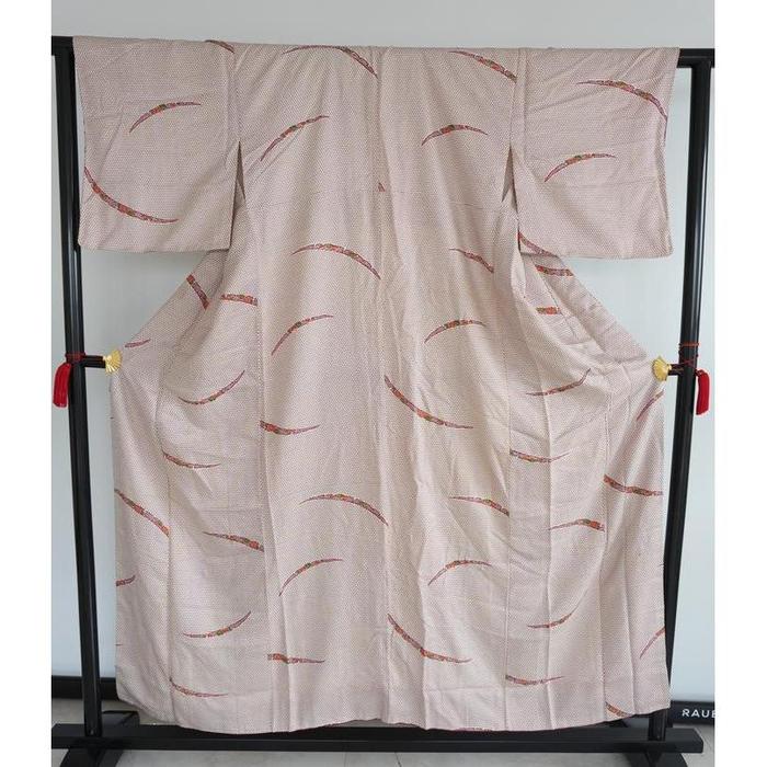 VINTAGE Kimono kosode Dark Red pattern For Height 156-166cm (maximum height for those who don't require an ohashori)