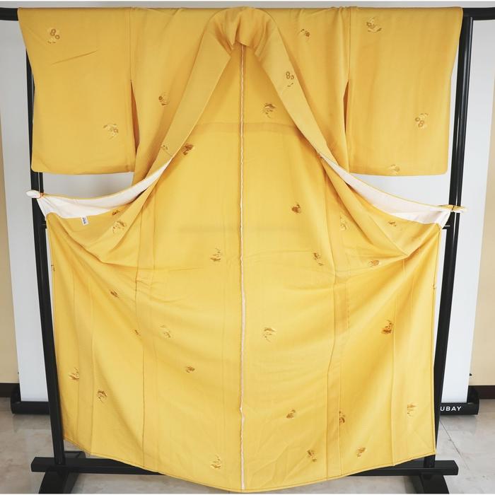 VINTAGE Kimono FOR TALL PEOPLE kosode yellow flowers 167-177cm (maximum height for those who don't require an ohashori)