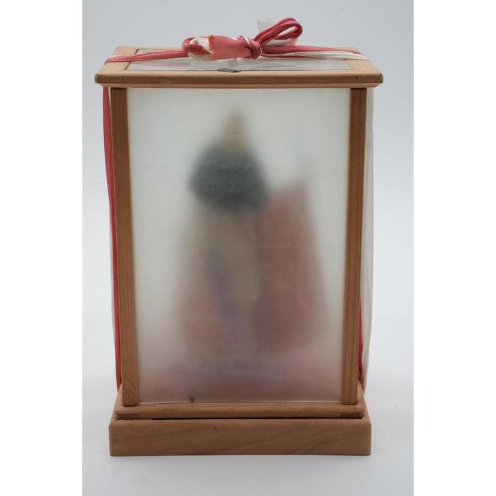 VINTAGE- LUXURY Nihon Ningyou Japanese Traditional Doll in Wooden Glass Display Case