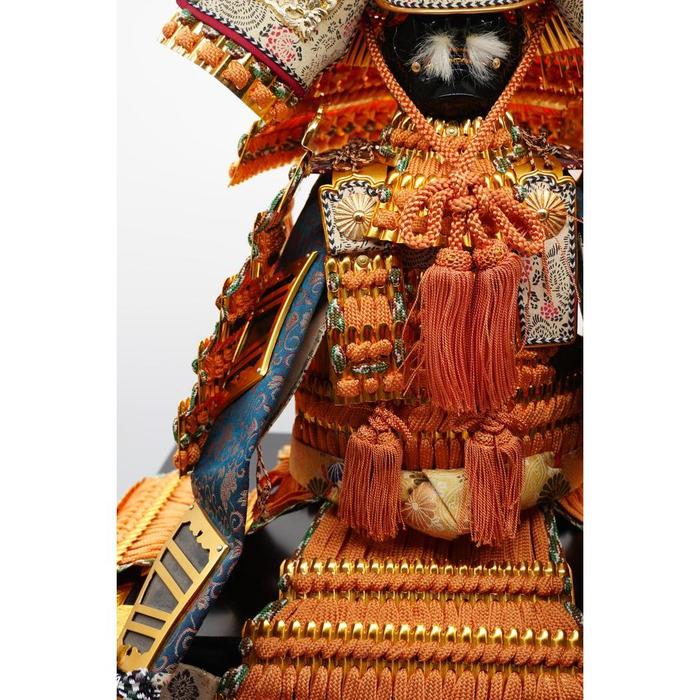 VINTAGE - Japanese Samurai Armor Display – Kabuto Yoroi Set with Storage Box and Stand