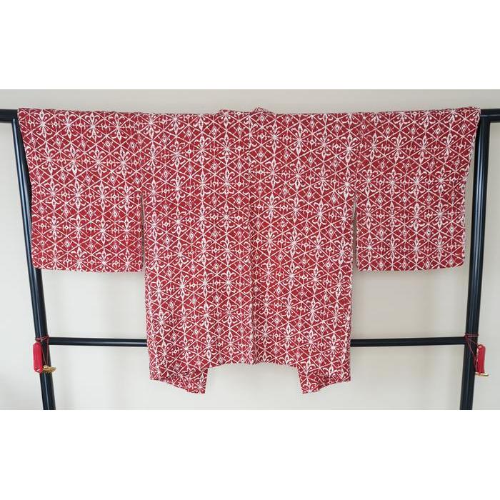 Vintage Haori – Red with White Geometric Pattern, Universal Size