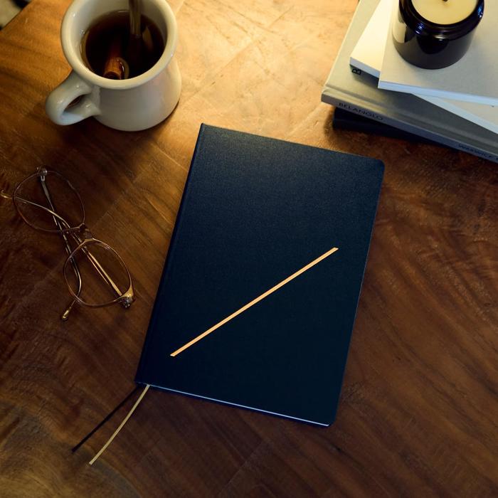 [Japanese] Hobonichi Techo 2027 HON A5 Japanese Edition – Daily Planner, 4 Designs