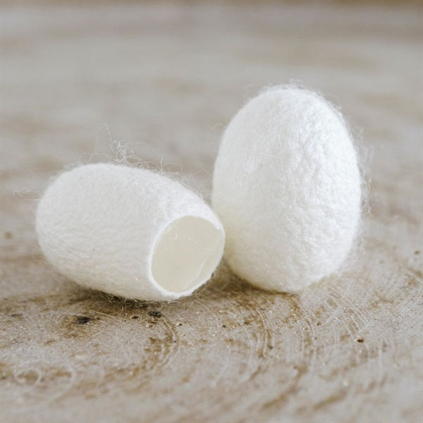 Set de Cuidado para Poros Obstruidos Pelican Soap Dot Washy – Jabón Facial de Arcilla y Exfoliante de Capullo de Seda Natural [Alcohol-Free]