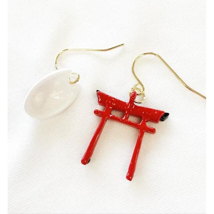 Fox Mask & Torii Gate Earrings – Japanese Asymmetrical Shrine Motif Jewelry (Made in Japan)