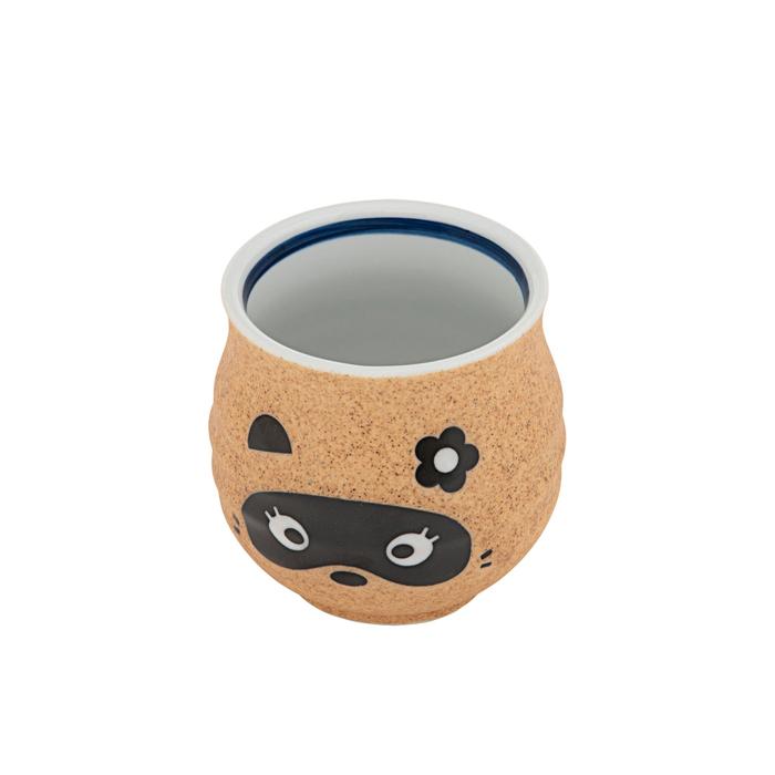 Yunomi mug with a Tanuki motif, Female version, Mino ceramics